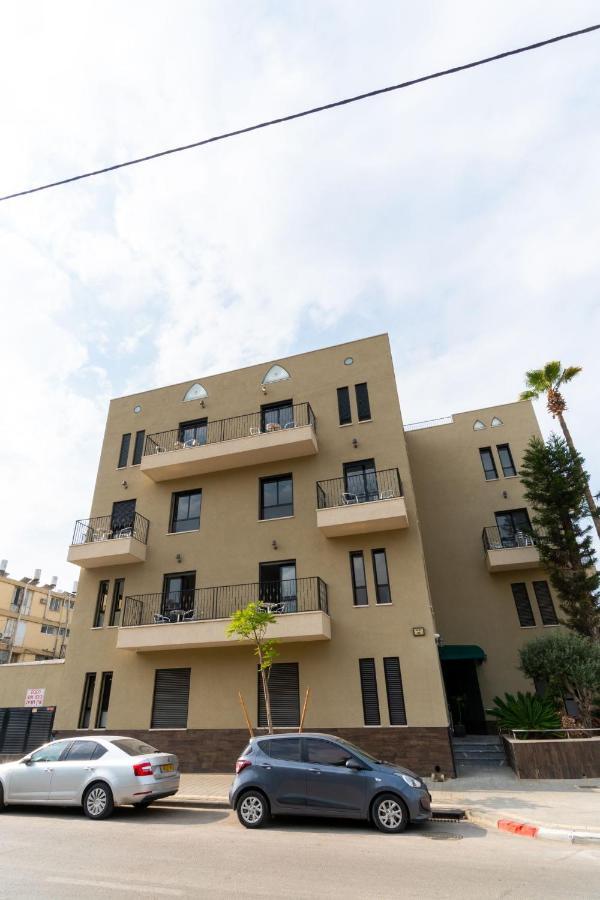 Aparthotel Nahal Oz 33 Bat Yam Exterior foto