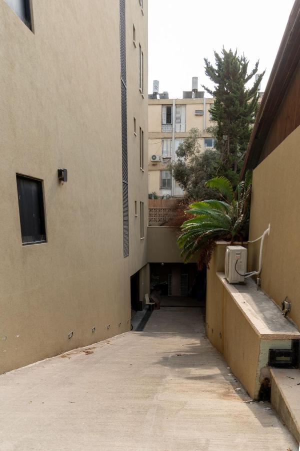 Aparthotel Nahal Oz 33 Bat Yam Exterior foto